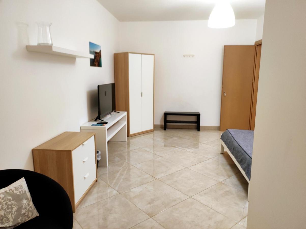 سانتا فلافيا B&B Flavilla المظهر الخارجي الصورة